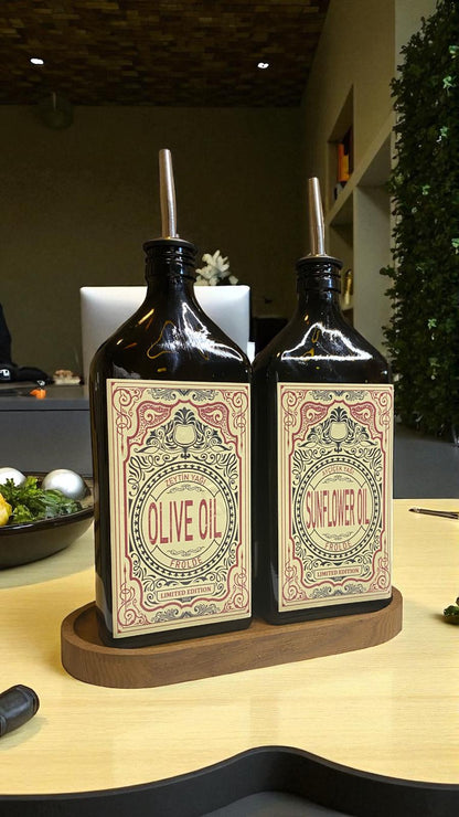 Ahşap Stantlı 2'li Amber 500 ml Yassı Cam Ayçiçek Yağı Zeytinyağı Şişesi Yağdanlık