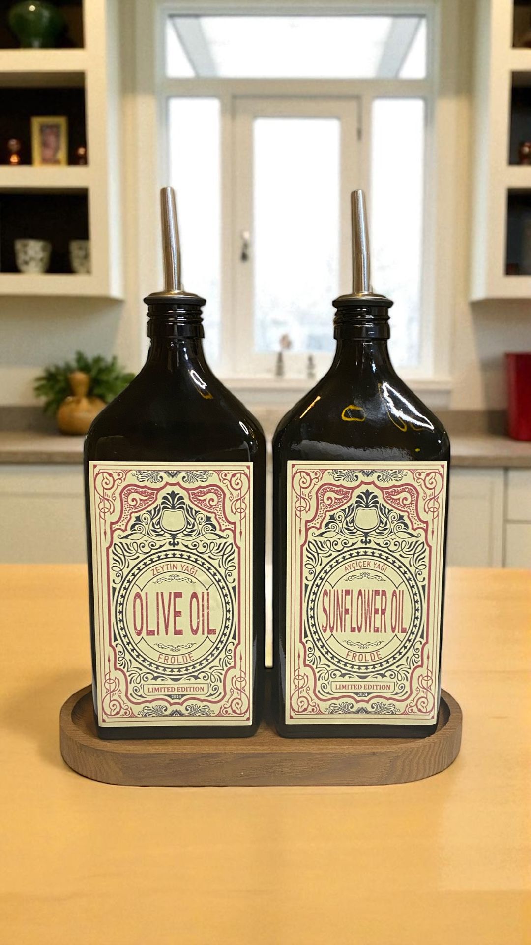 Ahşap Stantlı 2'li Amber 500 ml Yassı Cam Ayçiçek Yağı Zeytinyağı Şişesi Yağdanlık