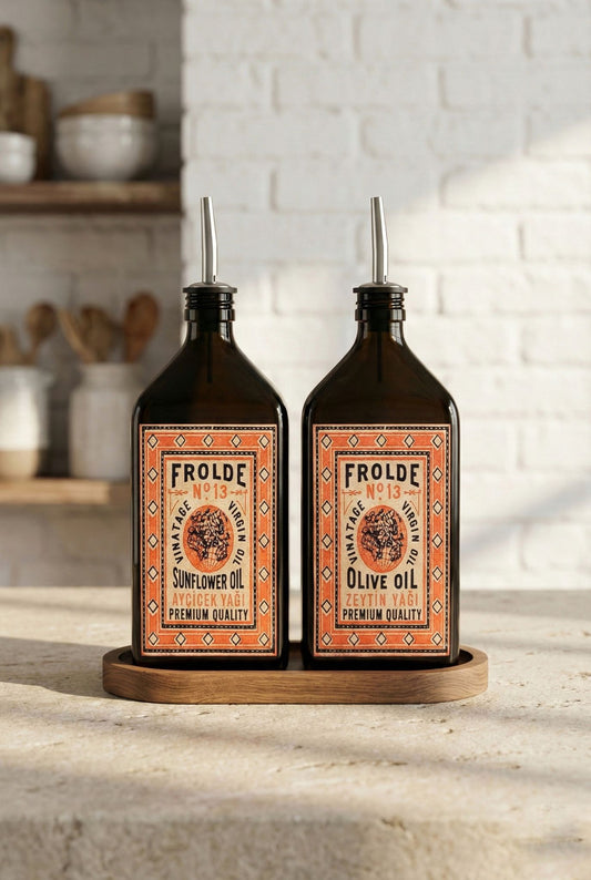 Ahşap Stantlı 2'li Amber 500 ml Yassı Cam Ayçiçek Yağı Zeytinyağı Şişesi Yağdanlık