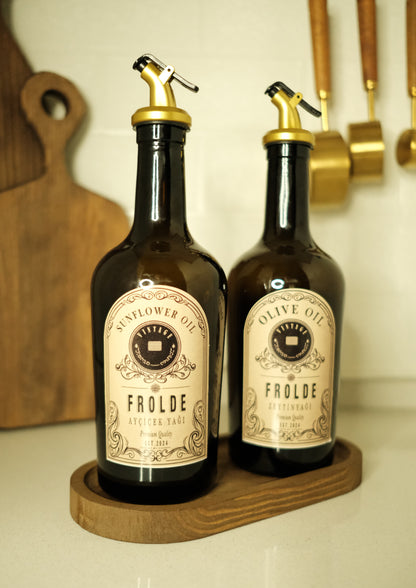 Ahşap Stantlı 2'li Amber Gold Tıpalı 500 Ml Cam Ayçiçek Yağı Zeytinyağı Şişesi Yağdanlık